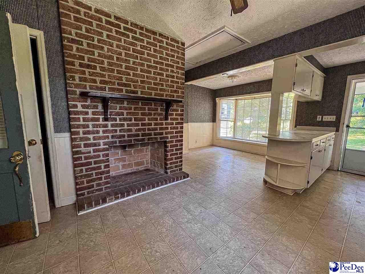 1263 Old Kemper Rd Photo 17