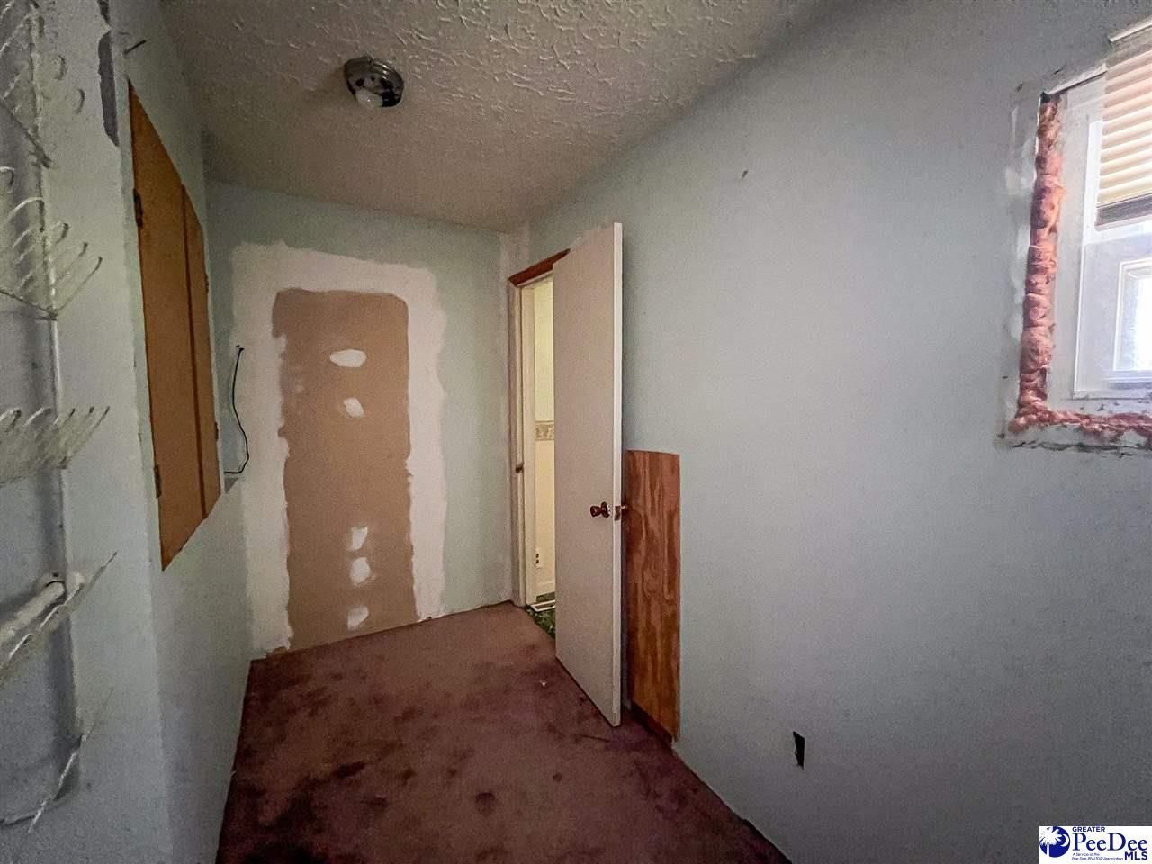 1263 Old Kemper Rd Photo 28