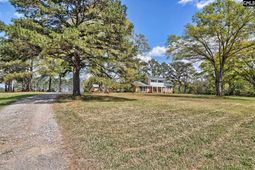 1762 Bell Road photo 4