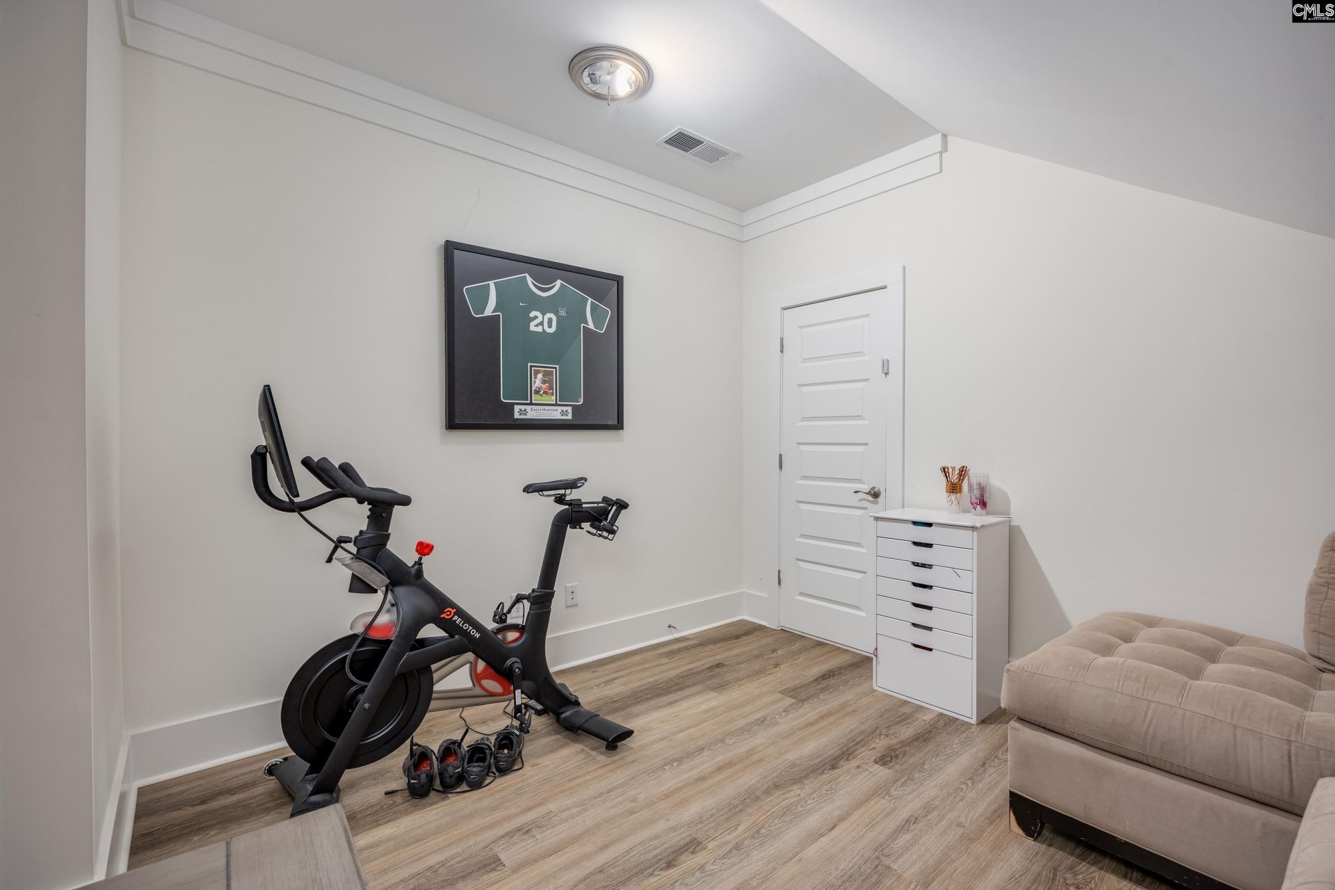 1067 Arbor Stroll Way Photo 38