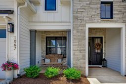 1067 Arbor Stroll Way photo 4