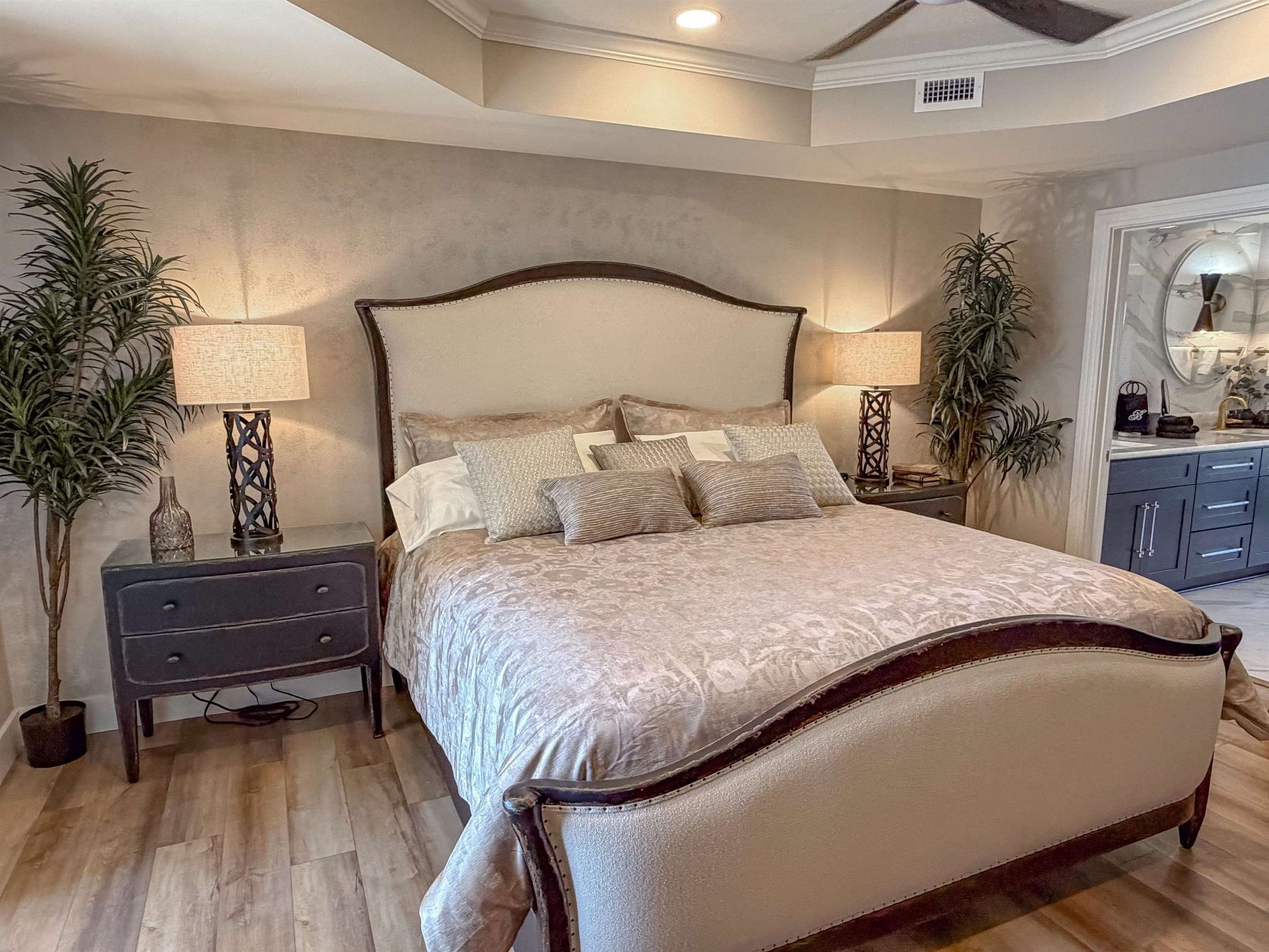 9994 Beach Club Dr. Photo 25