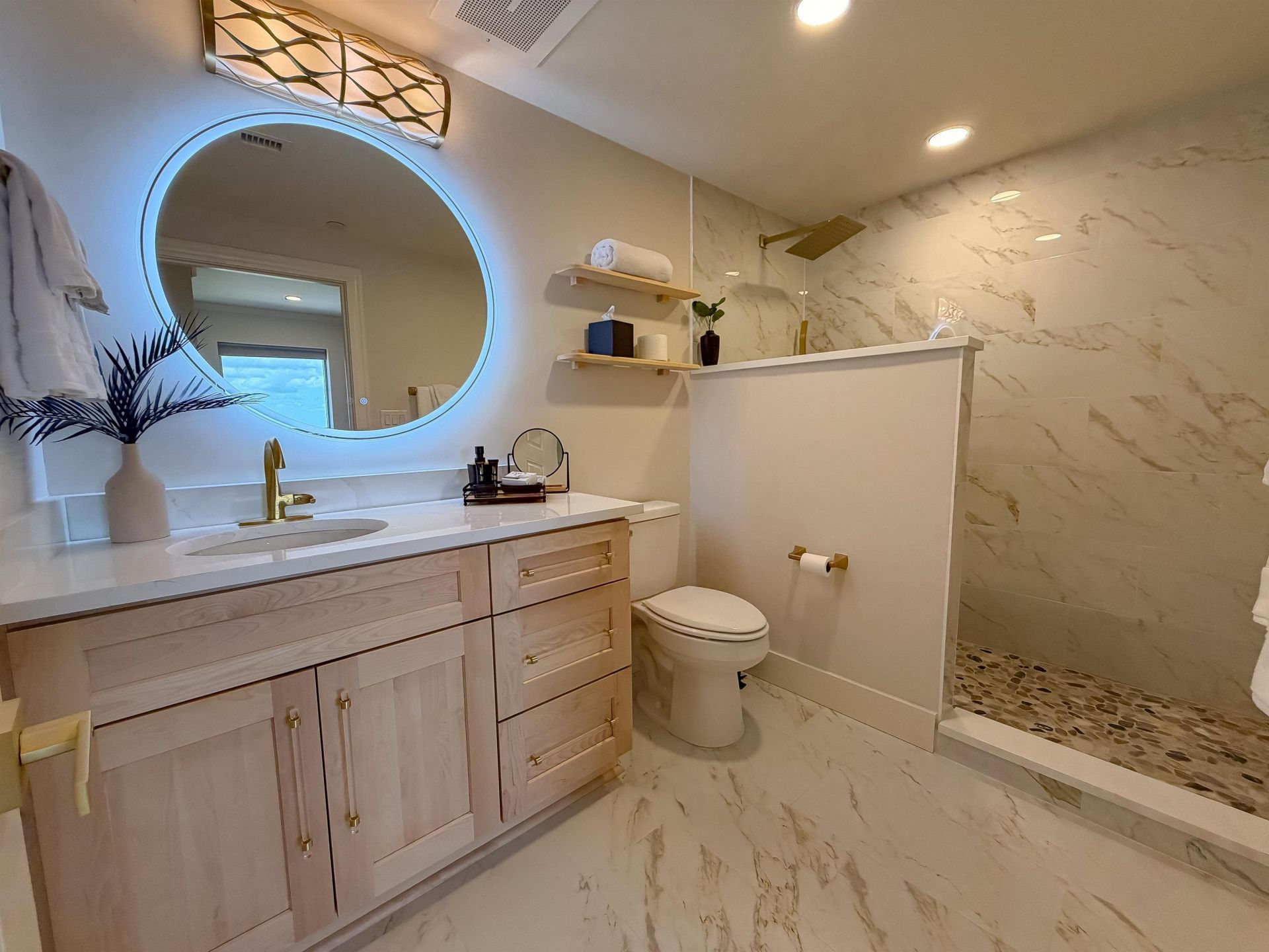 9994 Beach Club Dr. Photo 37