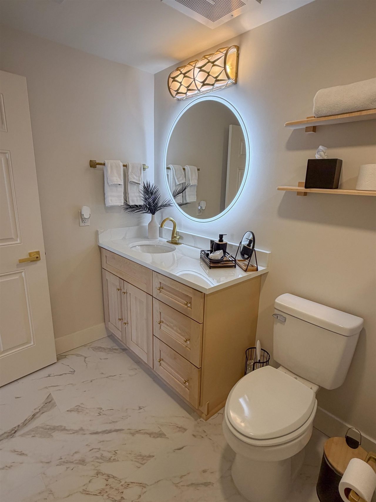 9994 Beach Club Dr. Photo 38