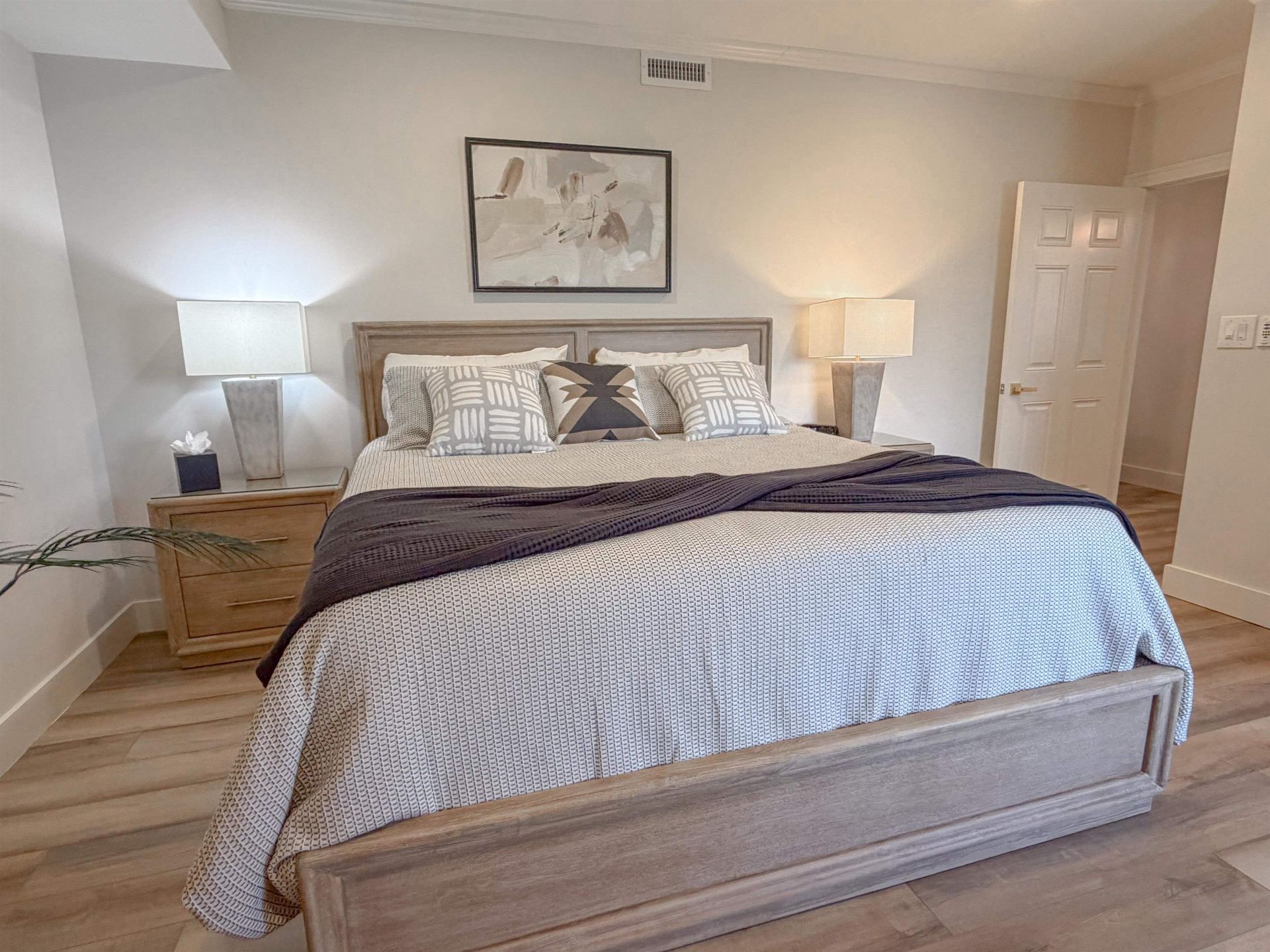 9994 Beach Club Dr. Photo 41