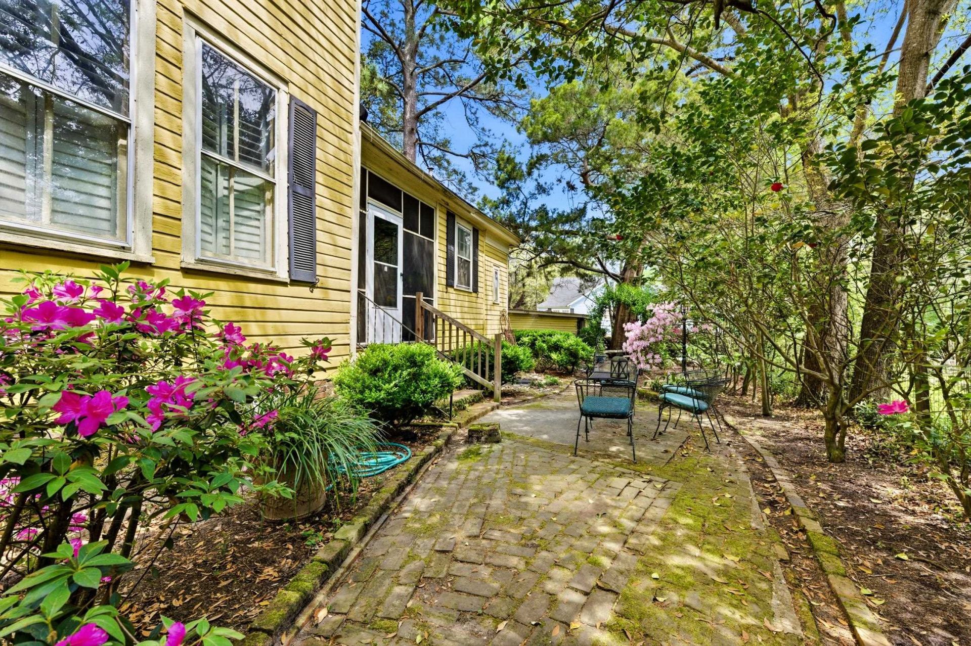 930 Highmarket St. Photo 20