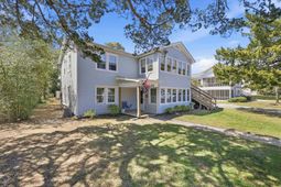 207 5th Ave. N  photo 4