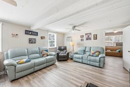 207 5th Ave. N  photo 4