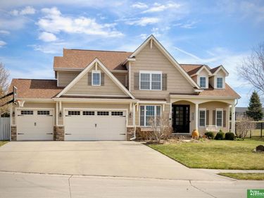 7725 N 151 Circle, Bennington, NE 68007