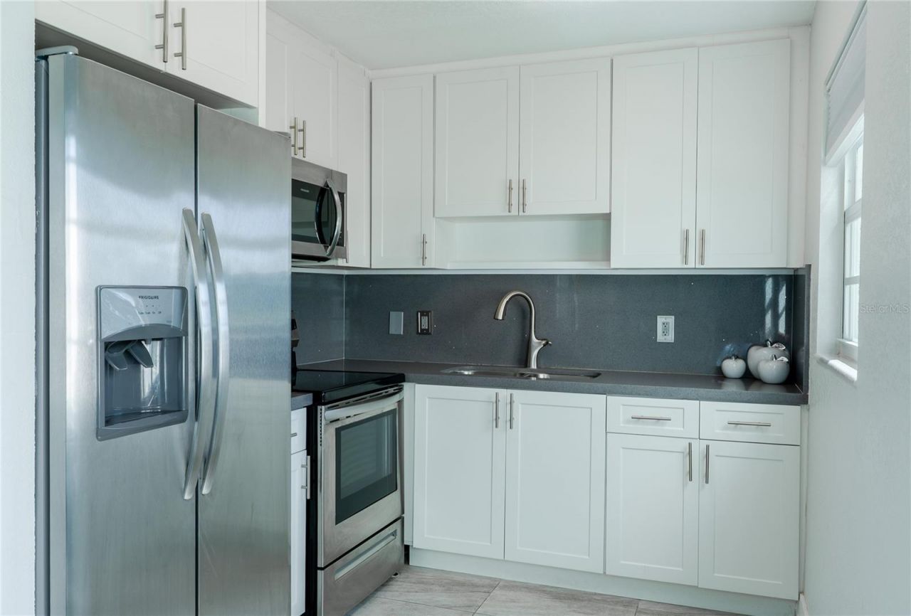592 Fanshaw O, Unit 592-O, Boca Raton, FL 33434 Photo