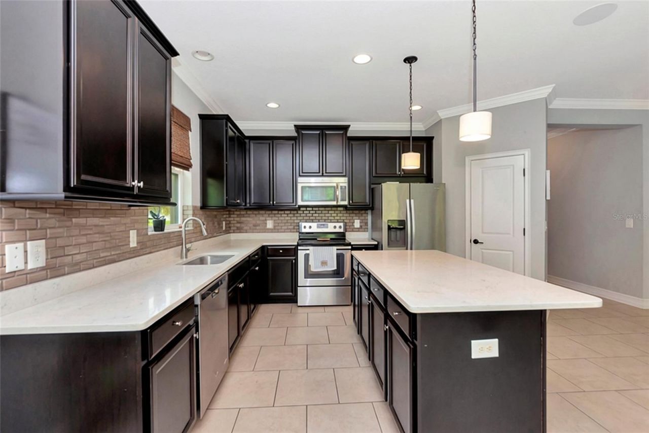 6107 Horse Mill Place, Palmetto, FL 34221 Photo