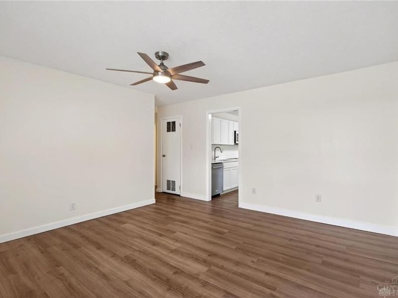 357 Halifax Drive, Vandalia, OH 45377 Photo 6