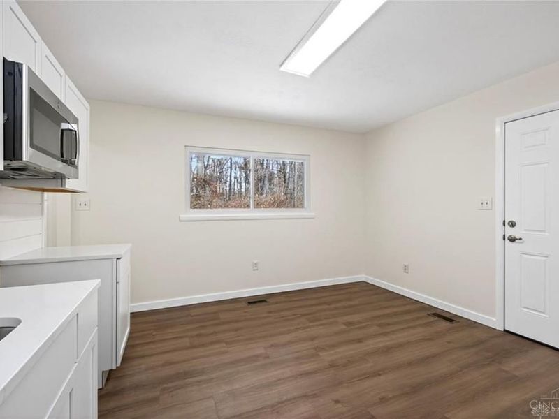 357 Halifax Drive, Vandalia, OH 45377 Photo 7