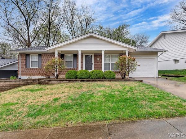 708 Vanderville Drive , Fenton, MO 63026