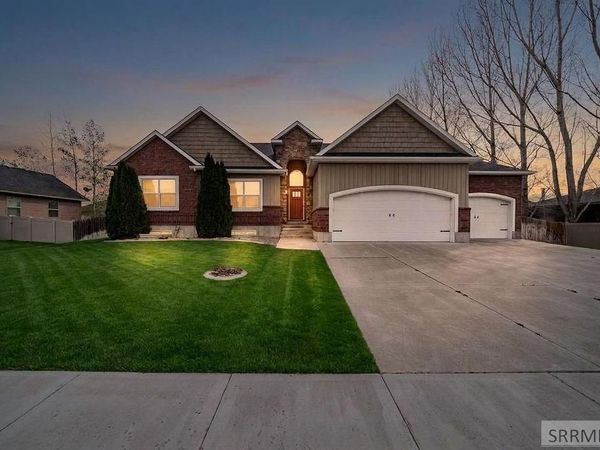 264 N 5th W, RIGBY, ID 83442