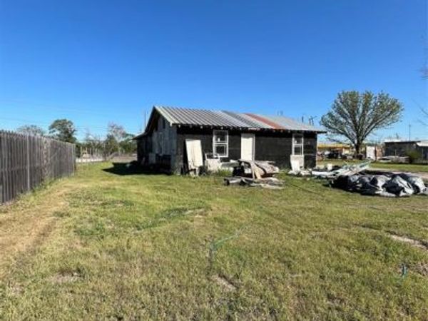 258 South Martin Luther King Jr Hwy Highway, Mexia, TX 76667