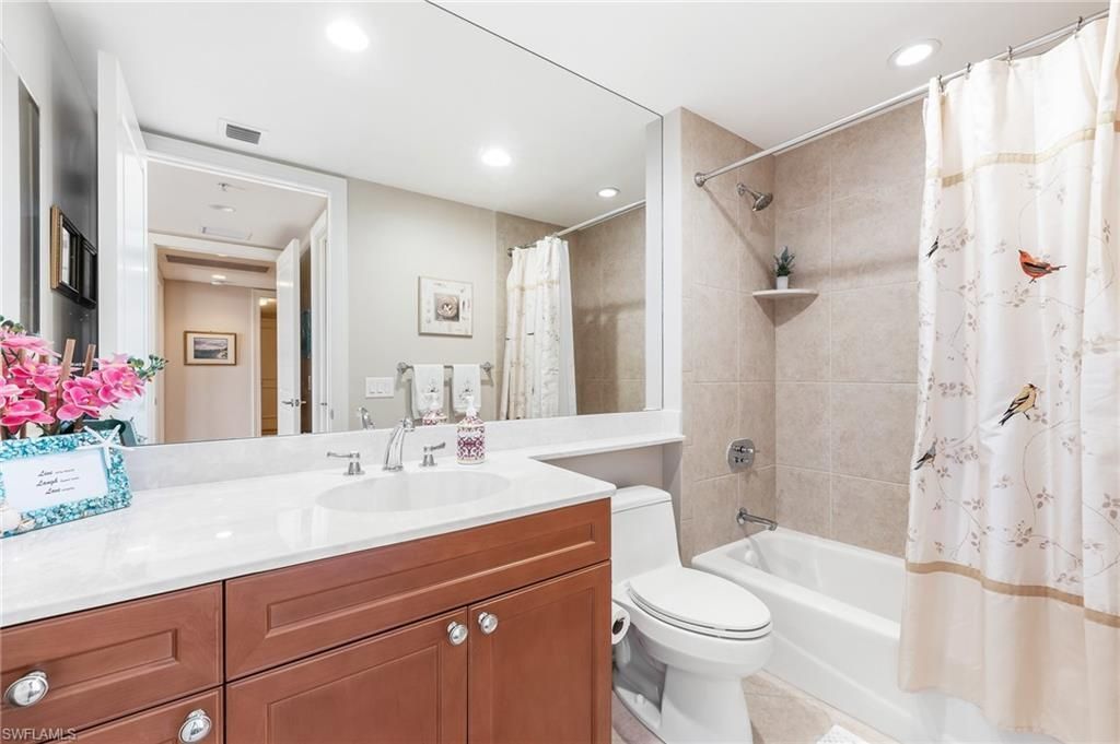 23850 Via Italia Cir, Unit 604, Estero, FL 34134 Photo