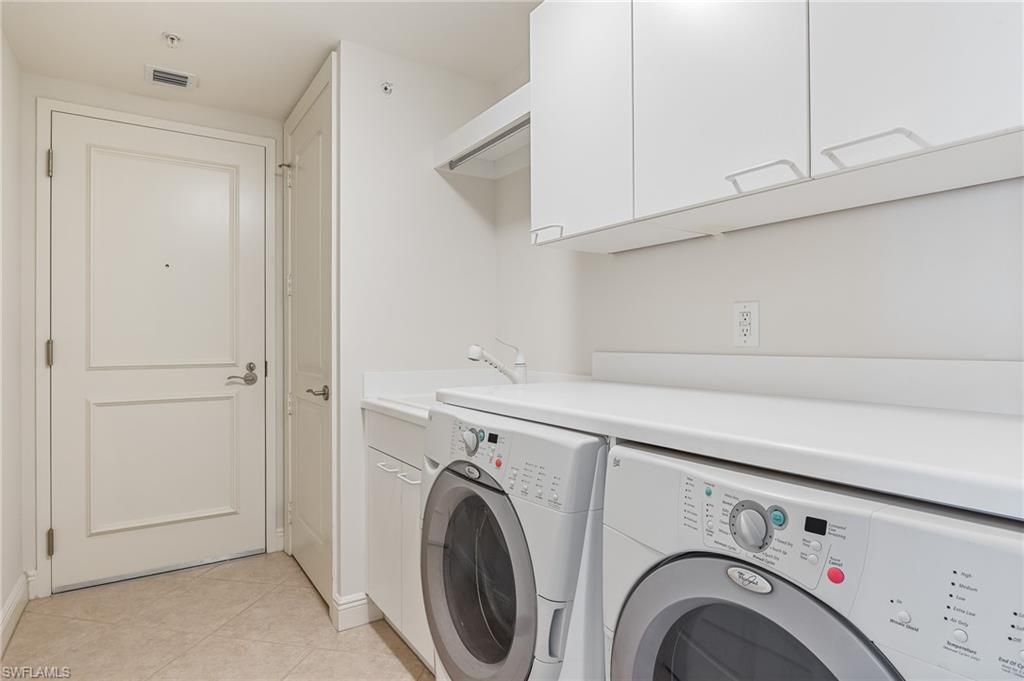 23850 Via Italia Cir, Unit 604, Estero, FL 34134 Photo