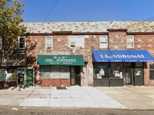 192-17 47 Avenue, Flushing, NY 11358