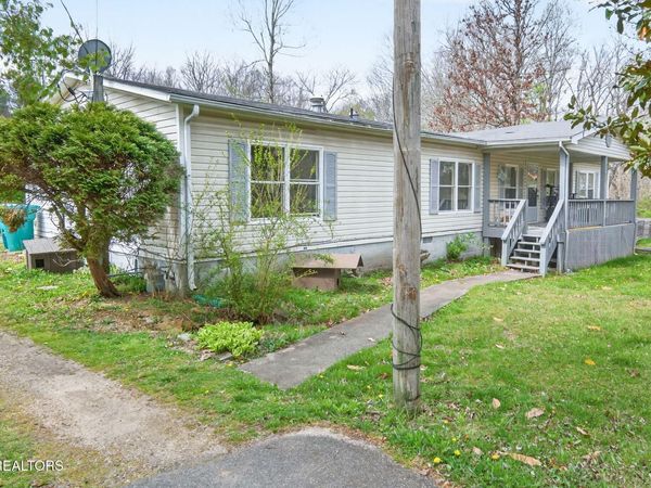 35 Halstead Drive, Crossville, TN 38555