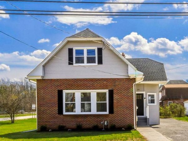 110 WASHINGTON AVENUE, WILLIAMSTOWN, NJ 08094