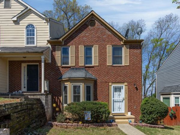 1835 Barrington Overlook NW, Marietta, GA 30066