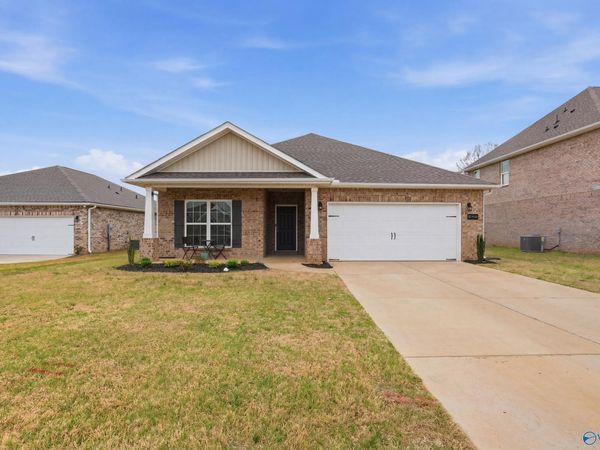 29540 Canoe Circle NW, Harvest, AL 35749