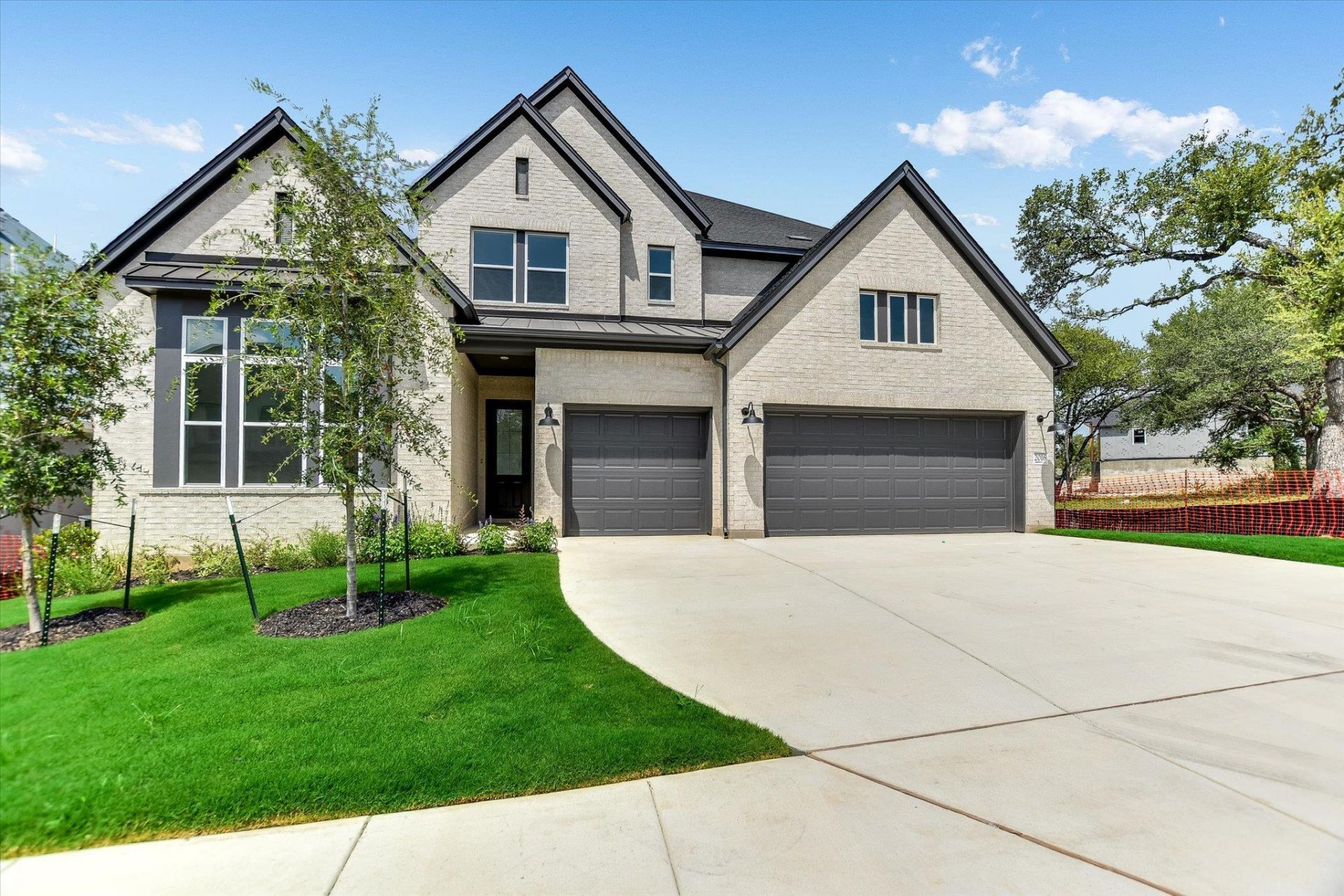 2016 Morning Mist Dr, Georgetown, TX 78628 Main Photo