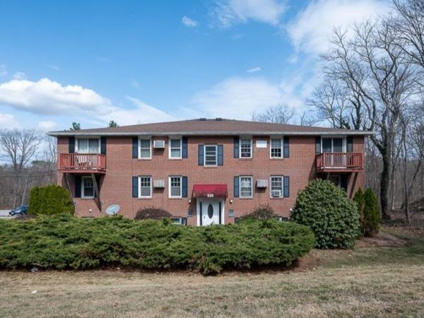 325 Ashland Ave, Unit 12, Southbridge, MA 01550