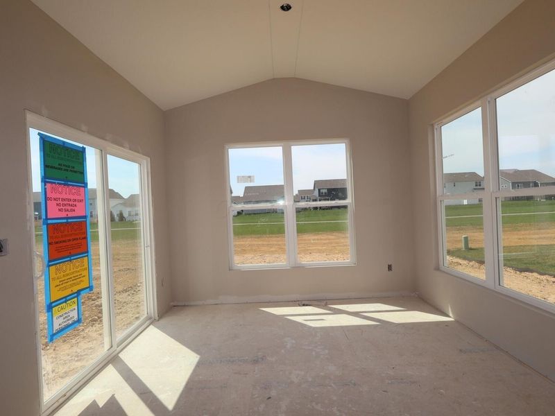 1426 Speedliner Drive, Plain City, OH 43064 Photo 2