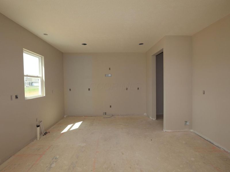 1426 Speedliner Drive, Plain City, OH 43064 Photo 5