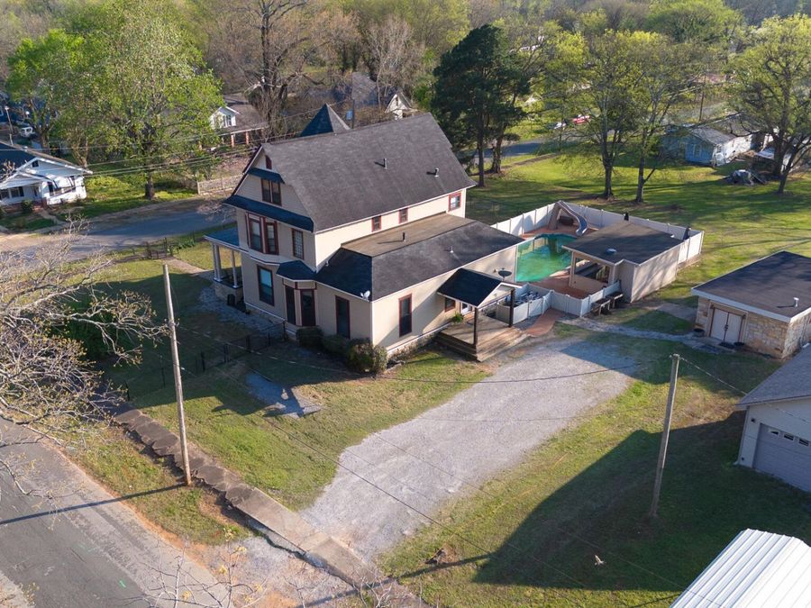 Property Image 9