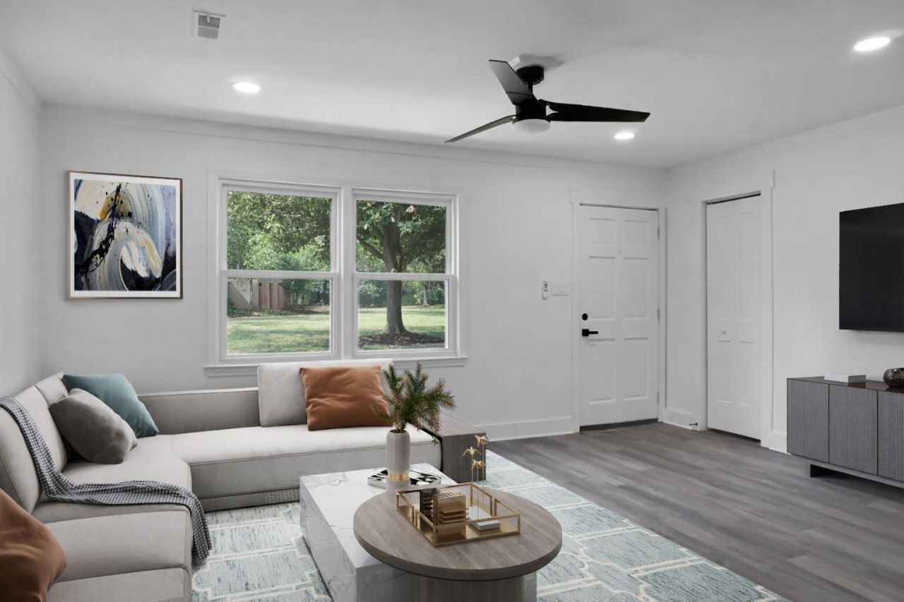 7618 Vanderbrook Place Photo 4