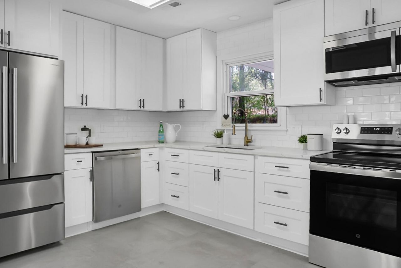 7618 Vanderbrook Place Photo 6