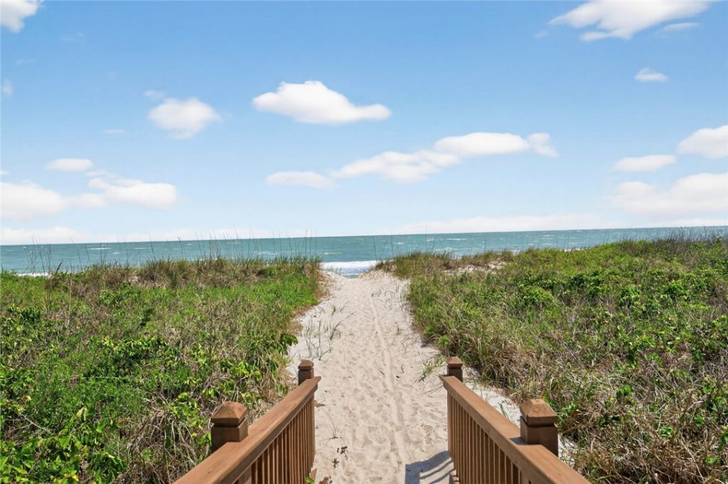 3702 N Highway A1a, Unit 204, Fort Pierce, FL 34949 Photo