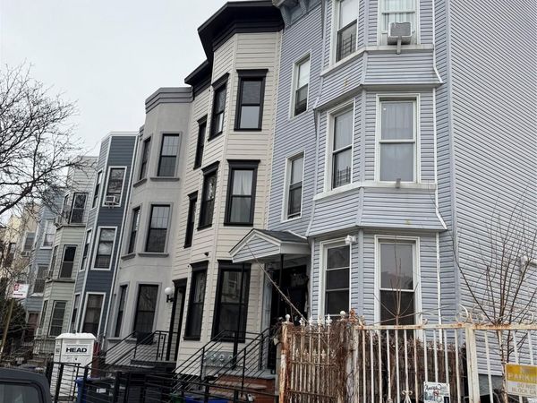 88 cornelia , Brooklyn, NY 11221