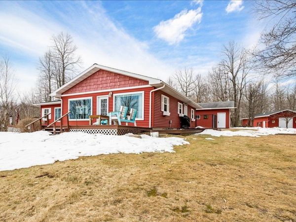 1404 County Rd 4, Carlton, MN 55718