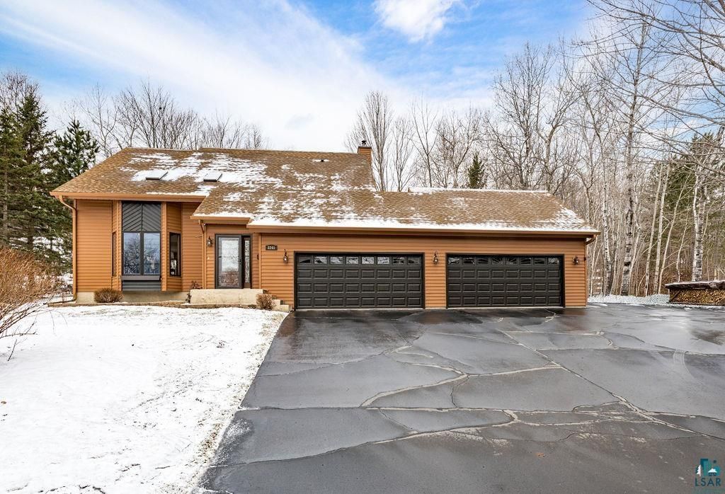 3241 Commonwealth Ave, Duluth, MN 55808 Main Photo