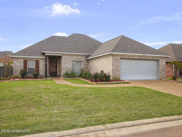 518 Westfield Drive, Pearl, MS 39208