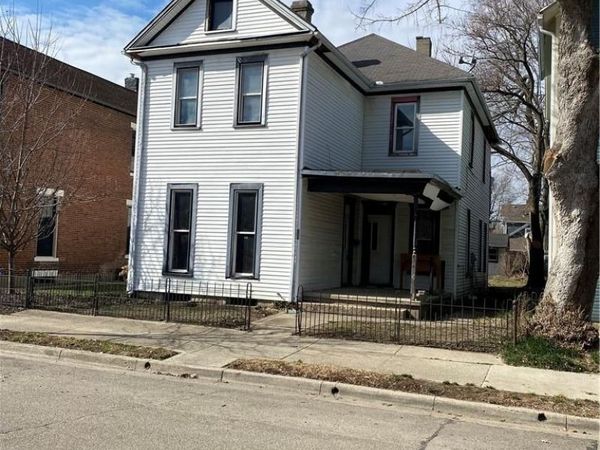 39 Clover Street, Dayton, OH 45410