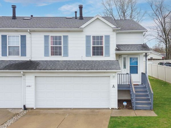 1801 Clearwater Avenue , Unit A, Bloomington, IL 61704