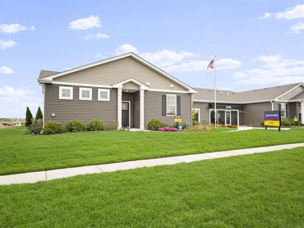 6438 maple glen Drive , Wonder Lake, IL 60097