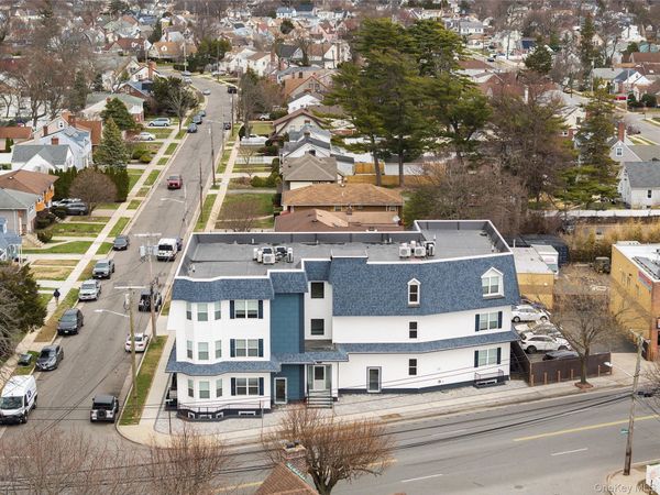 533 Greenwich Street , Hempstead, NY 11550