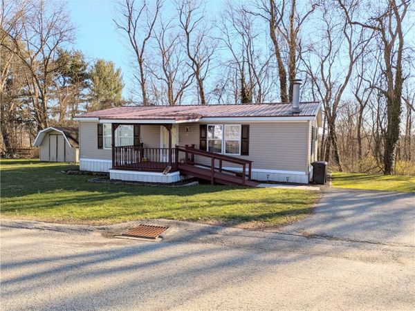 183 Roundtop Circle, Scottdale, PA 15683