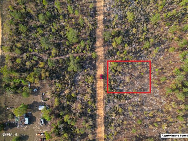 206 MARION Trail, Interlachen, FL 32148