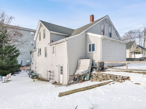23 Plain St, Taunton, MA 02780