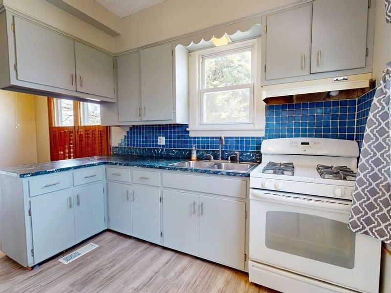 529 S Main Street, Willard, OH 44890 Photo 13