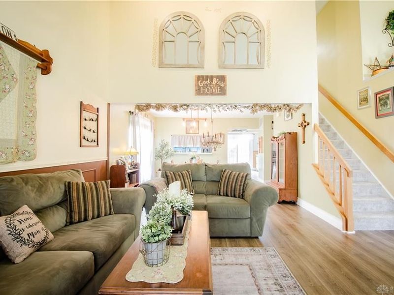 4219 Sugar Leaf Drive, Bellbrook, OH 45440 Photo 3