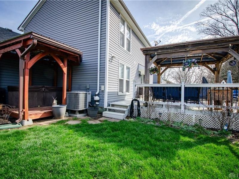 4219 Sugar Leaf Drive, Bellbrook, OH 45440 Photo 5