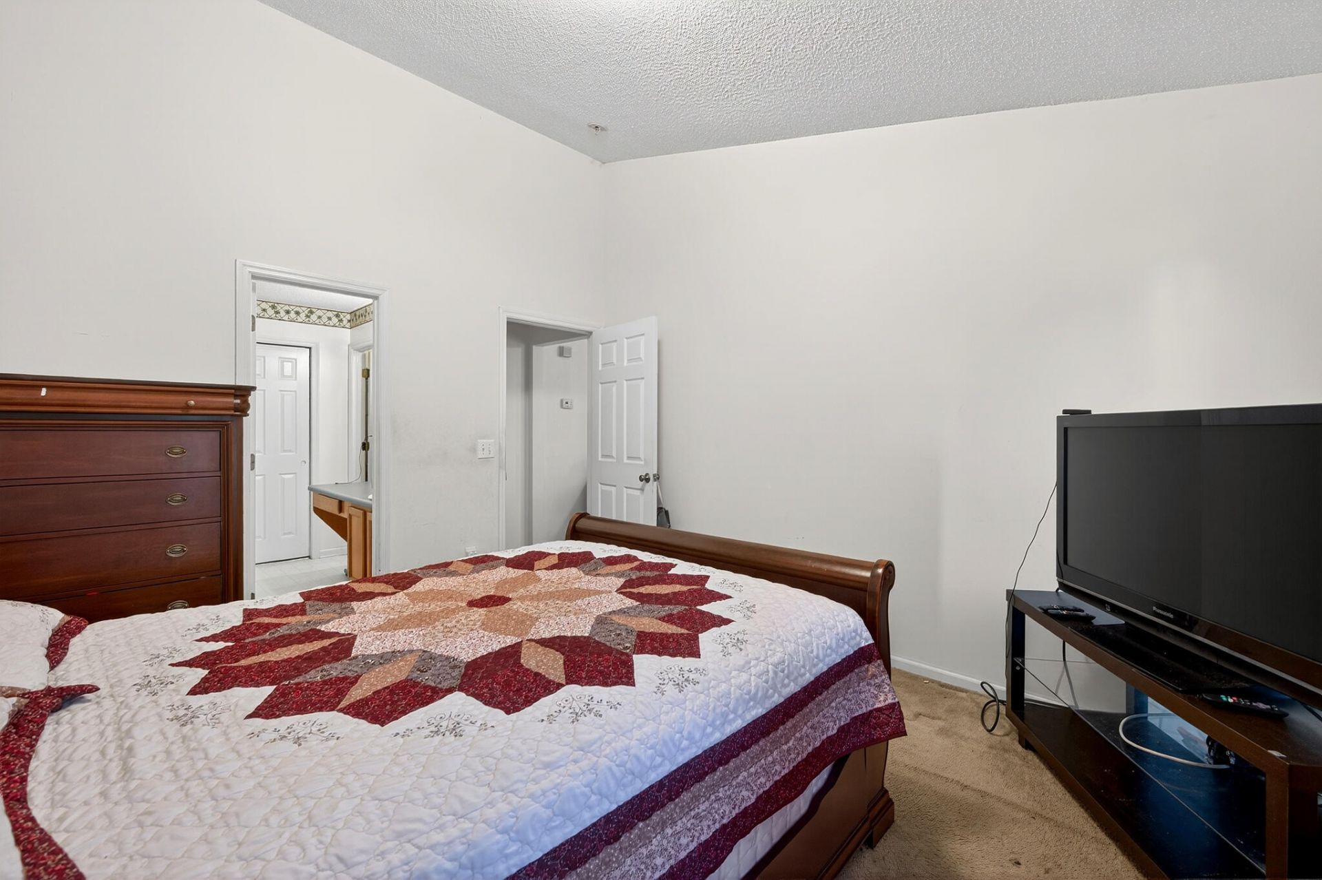 319 Truluck Drive Photo 10